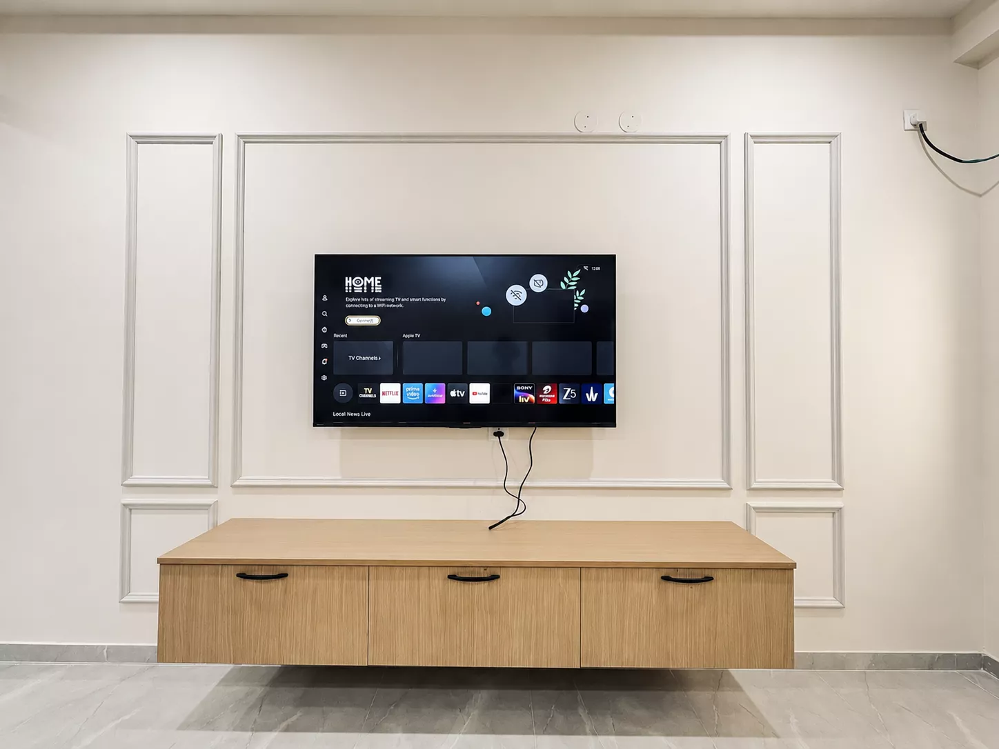 Smart TV Unit
