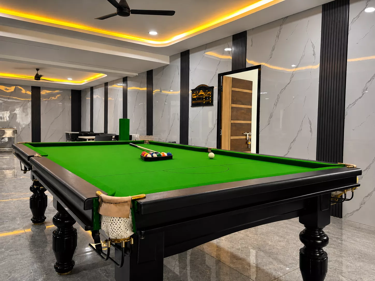 Snooker & English Pool Tables